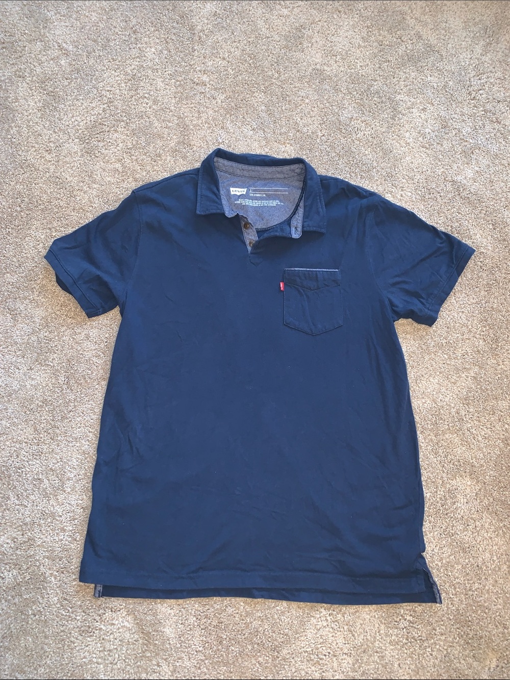 Men’s Levi's Navy Blue Short-Sleeve Button Polo with Chest Pocket Size Large